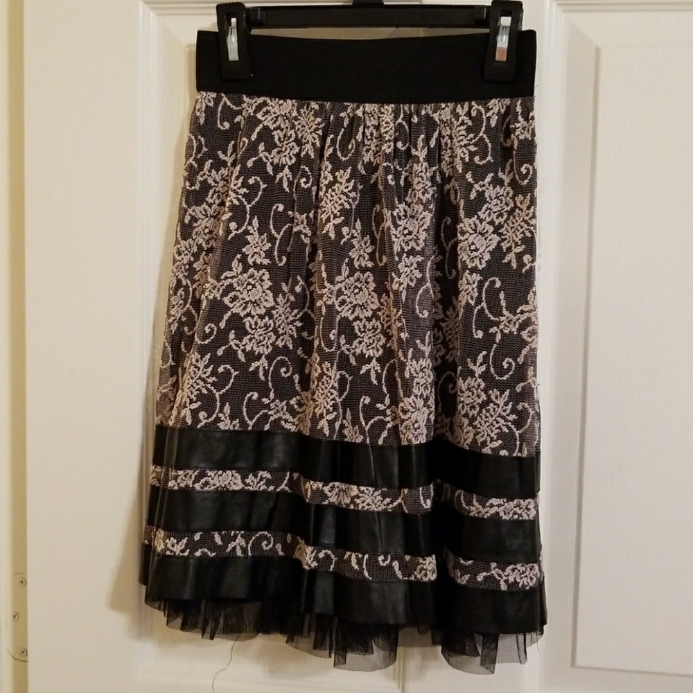 Black Skirt